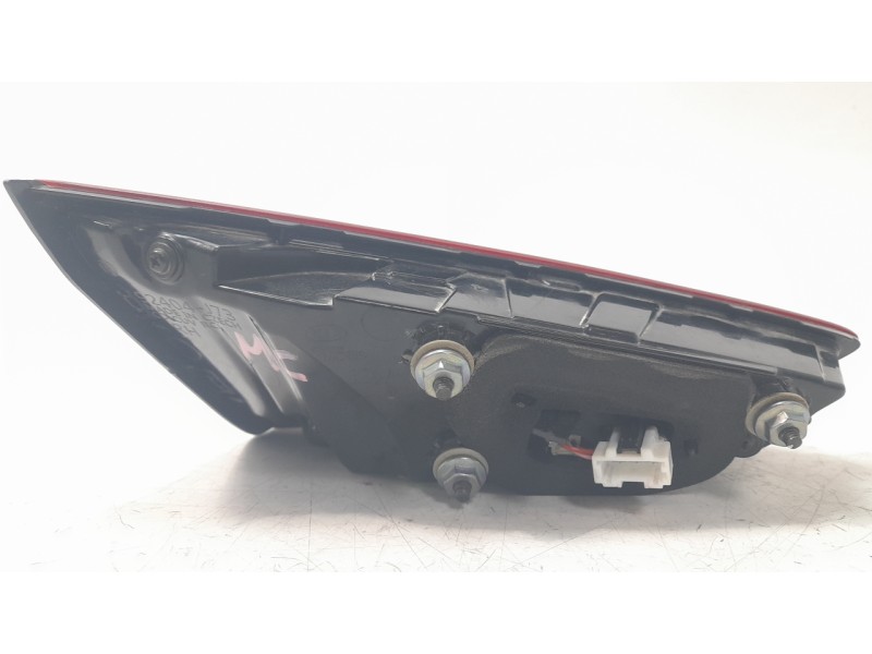 Recambio de piloto trasero derecho interior para kia xceed 1.0 t-gdi 74 kw (100 cv) referencia OEM IAM 92404J7350  