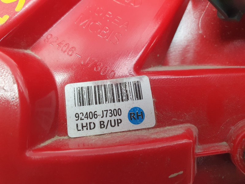 Recambio de piloto trasero derecho paragolpes para kia xceed 1.0 t-gdi 74 kw (100 cv) referencia OEM IAM 92406J7300  