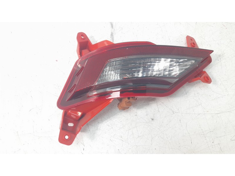Recambio de piloto trasero izquierdo paragolpes para hyundai bayon 1.2 mpi 79 cv maxx (2024) referencia OEM IAM 92405Q0700  