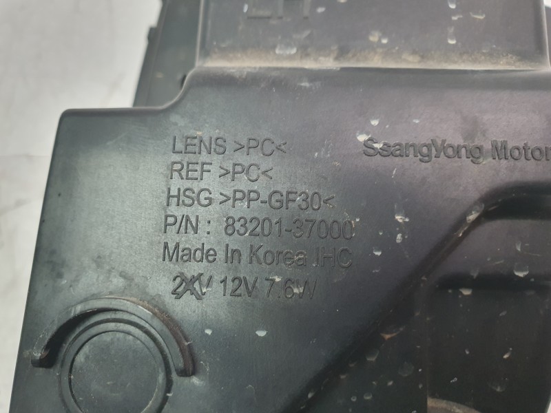 Recambio de faro antiniebla izquierdo para ssangyong korando (c300) 1.5 referencia OEM IAM 8320137000  