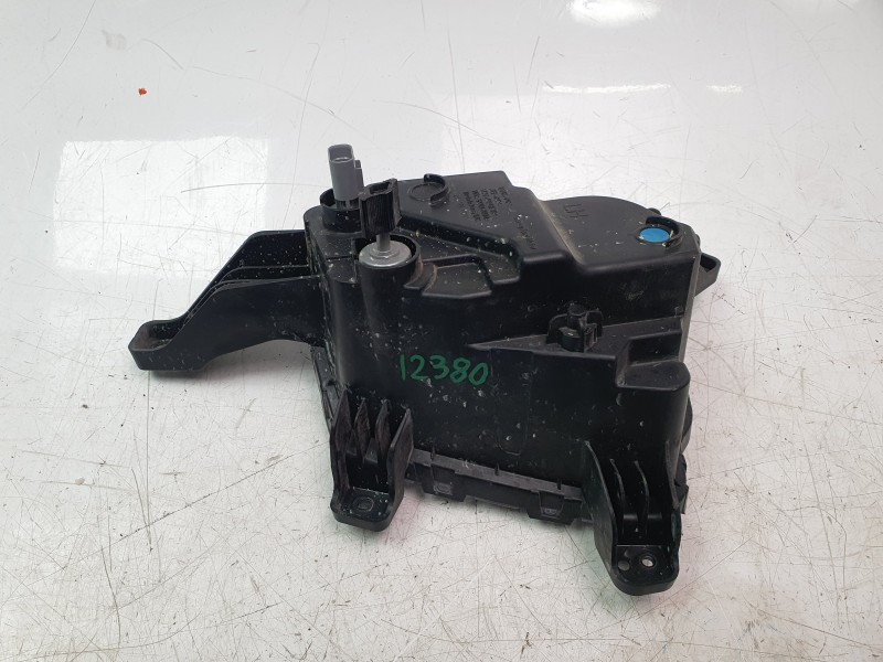 Recambio de faro antiniebla izquierdo para ssangyong korando (c300) 1.5 referencia OEM IAM 8320137000  