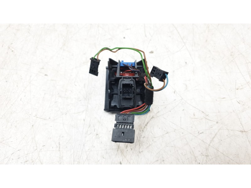 Recambio de warning para bmw 1 (f20) 118 d referencia OEM IAM   