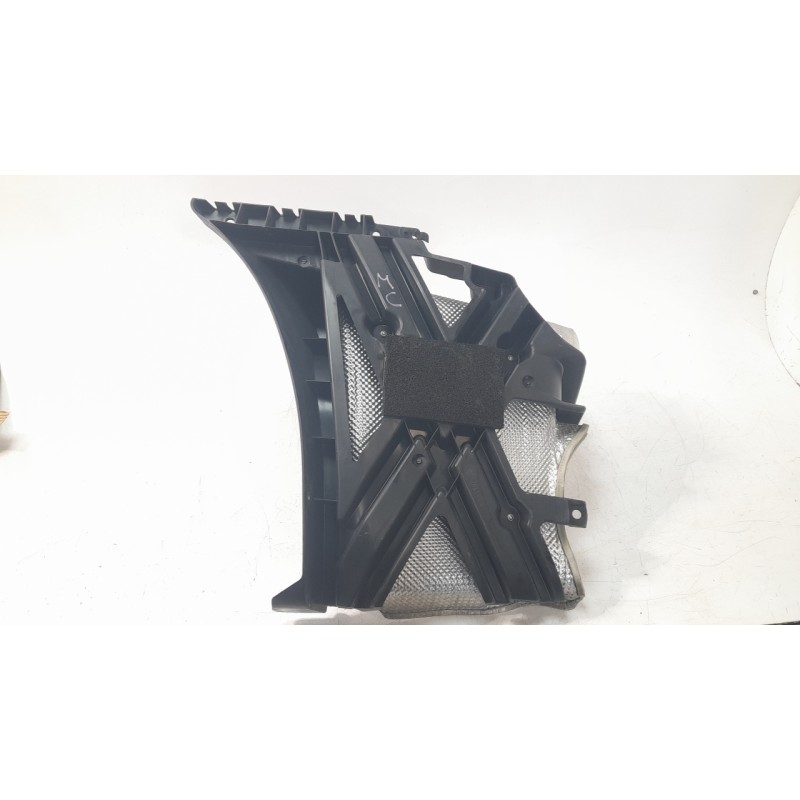 Recambio de soporte paragolpes trasero izquierdo para porsche 911 (typ 991) carrera 4s referencia OEM IAM 99150533101  
