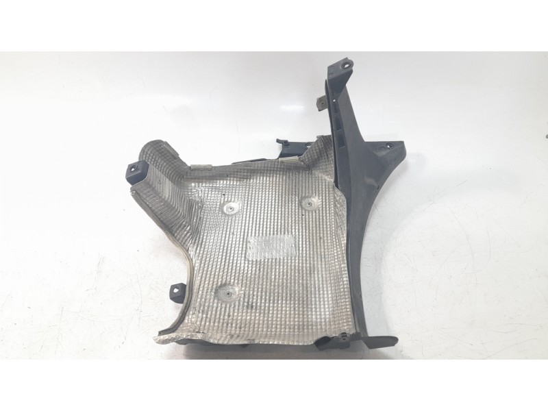 Recambio de soporte paragolpes trasero izquierdo para porsche 911 (typ 991) carrera 4s referencia OEM IAM 99150533101  