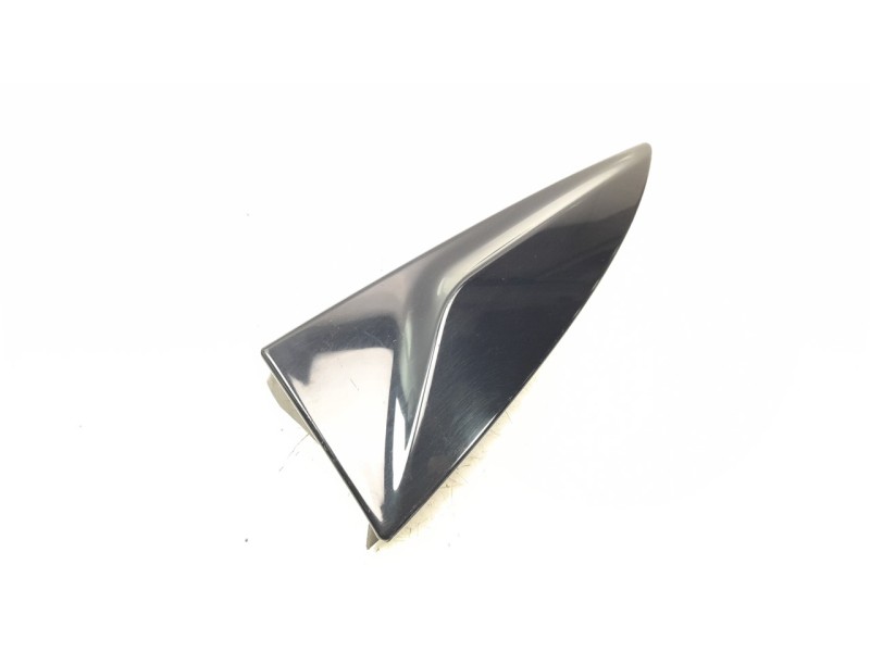 Recambio de moldura para renault clio iv 0.9 referencia OEM IAM 960339301R  