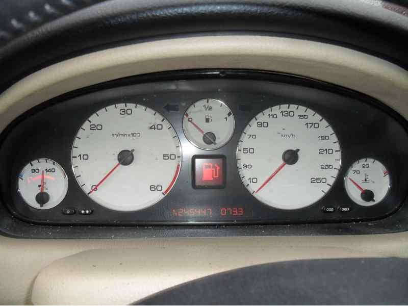 peugeot 607 (s1) del año 2001