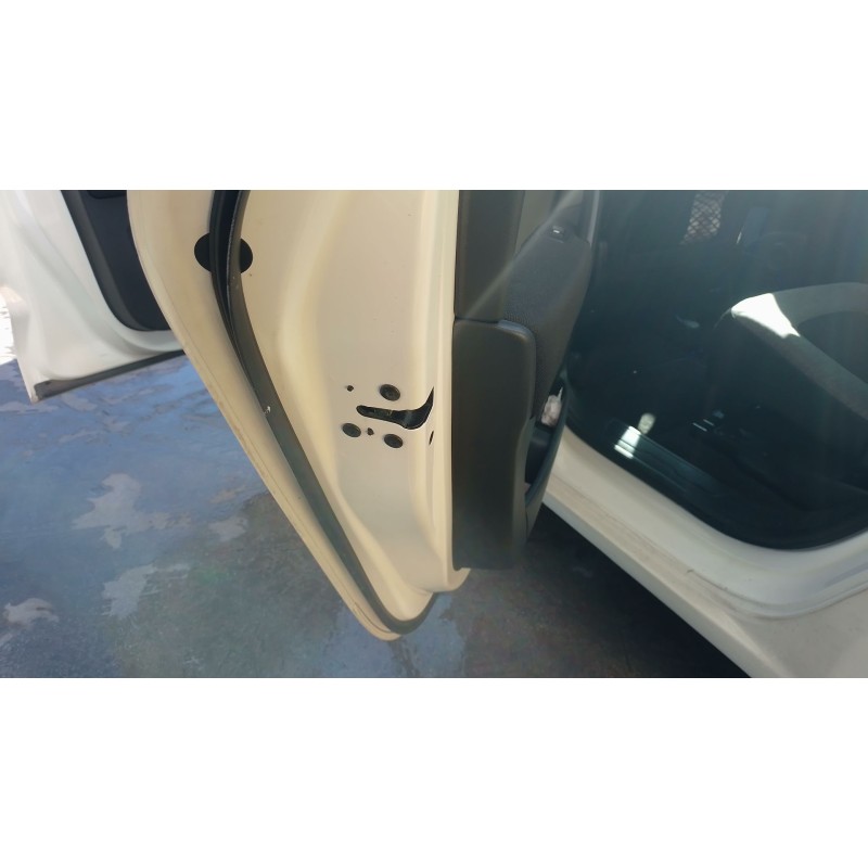 Recambio de cerradura puerta trasera izquierda para citroën c4 picasso ii 1.6 bluehdi 120 referencia OEM IAM   
