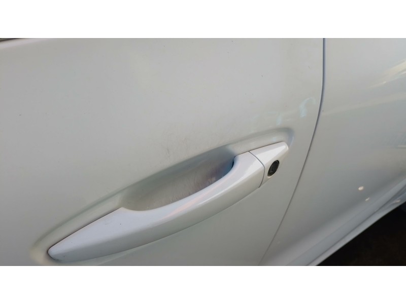 Recambio de puerta delantera izquierda para citroën c4 picasso ii 1.6 bluehdi 120 referencia OEM IAM   