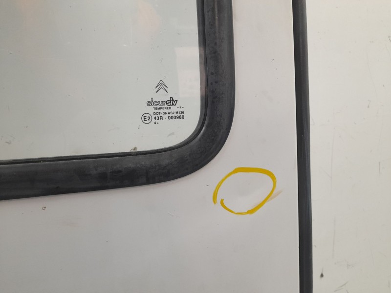 Recambio de porton trasero izquierdo para citroën c15 furgoneta/monovolumen (vd_) 1.8 d referencia OEM IAM 870334  