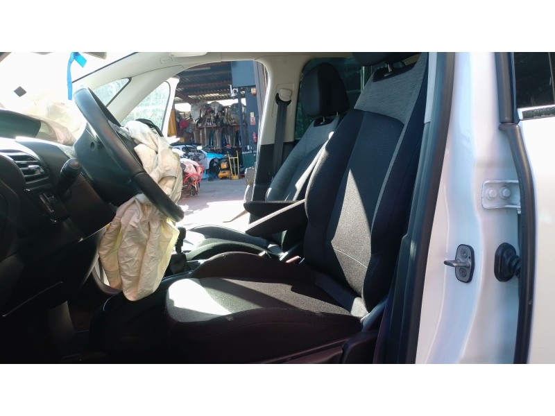 Recambio de juego asientos completo para citroën c4 picasso ii 1.6 bluehdi 120 referencia OEM IAM   