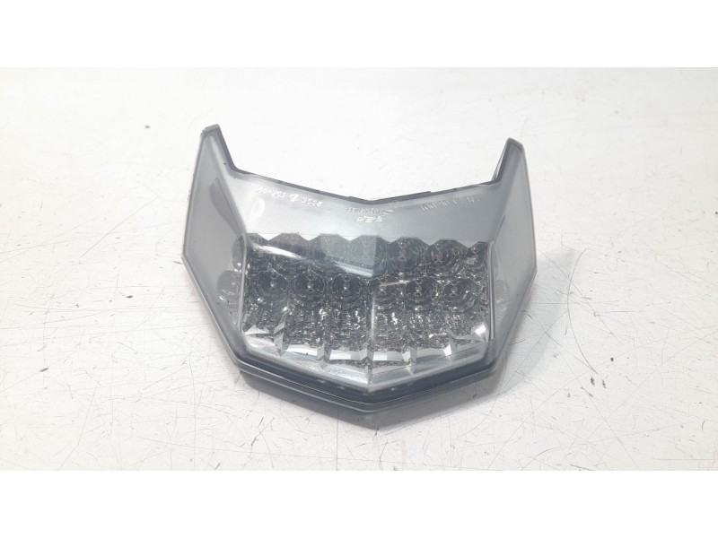 Recambio de piloto trasero central para bmw f ( - 800cc) f 700 gs (k70) referencia OEM IAM 63218528399  