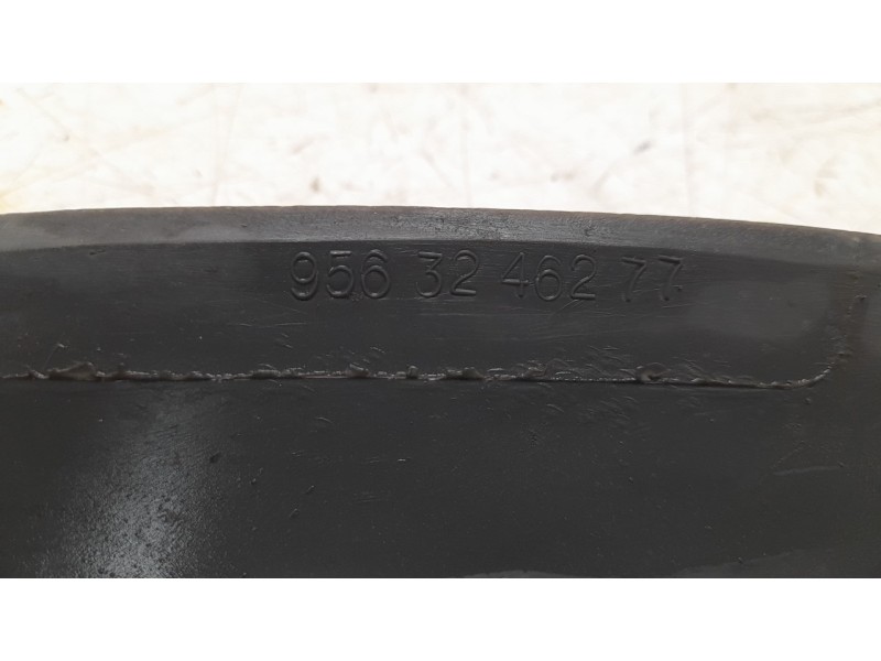 Recambio de aletin delantero derecho para citroën c15 furgoneta/monovolumen (vd_) 1.8 d referencia OEM IAM 9563246277  