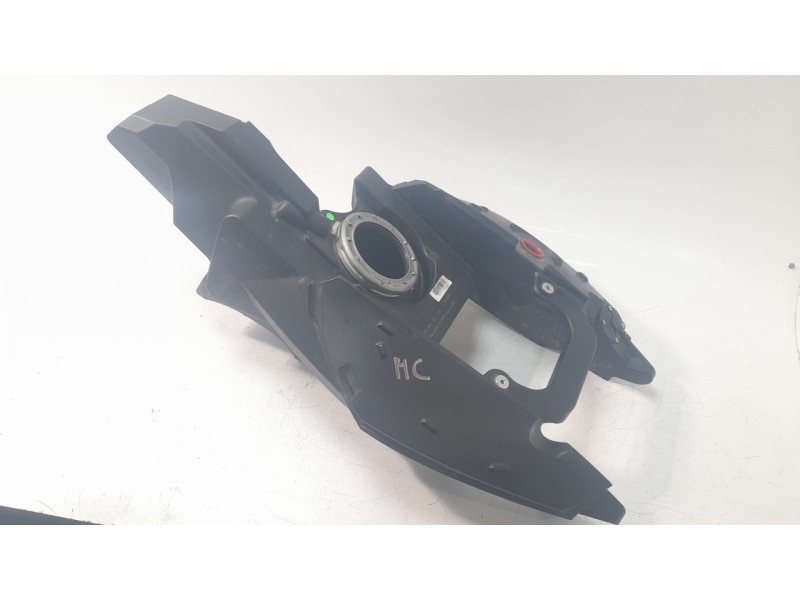 Recambio de deposito combustible para bmw f ( - 800cc) f 700 gs (k70) referencia OEM IAM 16118557630  