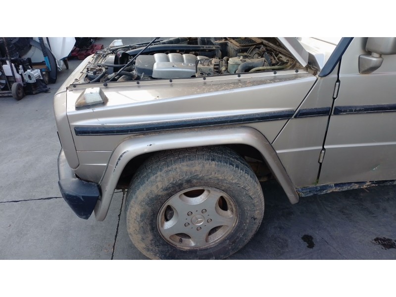 Recambio de aleta delantera izquierda para mercedes-benz clase g (w463) g 270 cdi (463.322, 463.323) referencia OEM IAM   