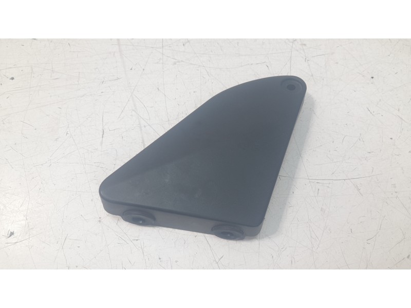 Recambio de moldura para bmw f ( - 800cc) f 700 gs (k70) referencia OEM IAM 46637687691  