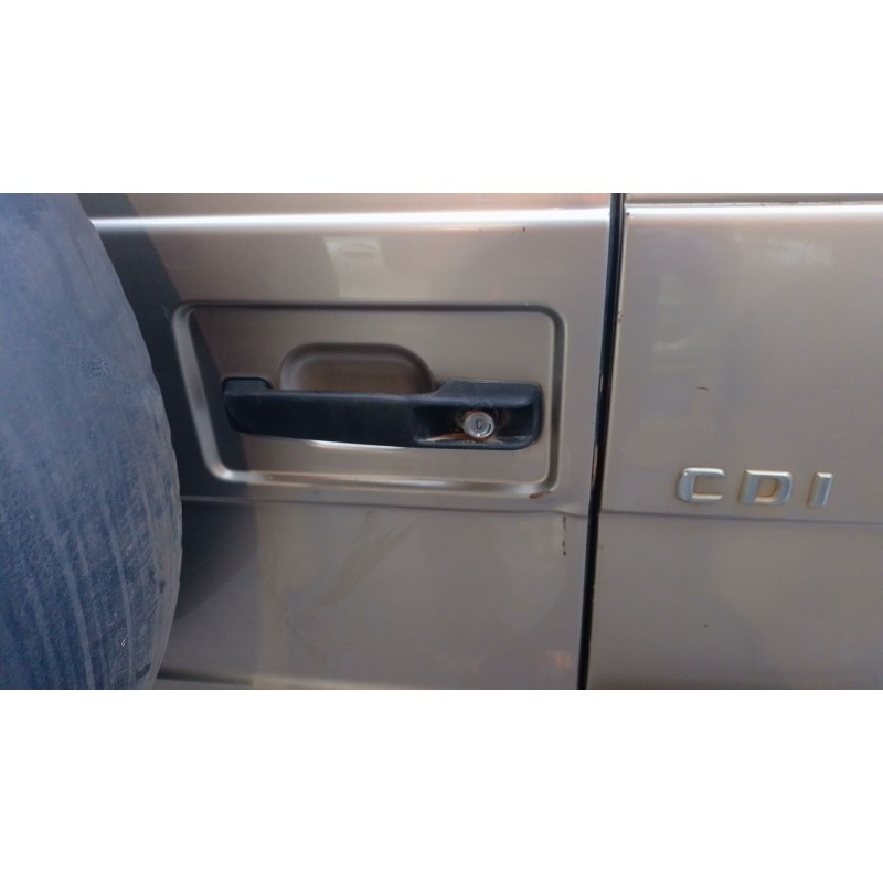 Recambio de maneta exterior porton para mercedes-benz clase g (w463) g 270 cdi (463.322, 463.323) referencia OEM IAM   
