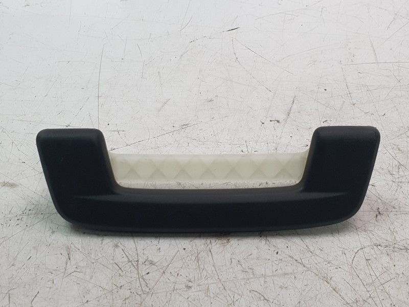 Recambio de maneta exterior trasera derecha para volkswagen golf viii (cd1, da1) 2.0 tdi referencia OEM IAM 5H0867660B  