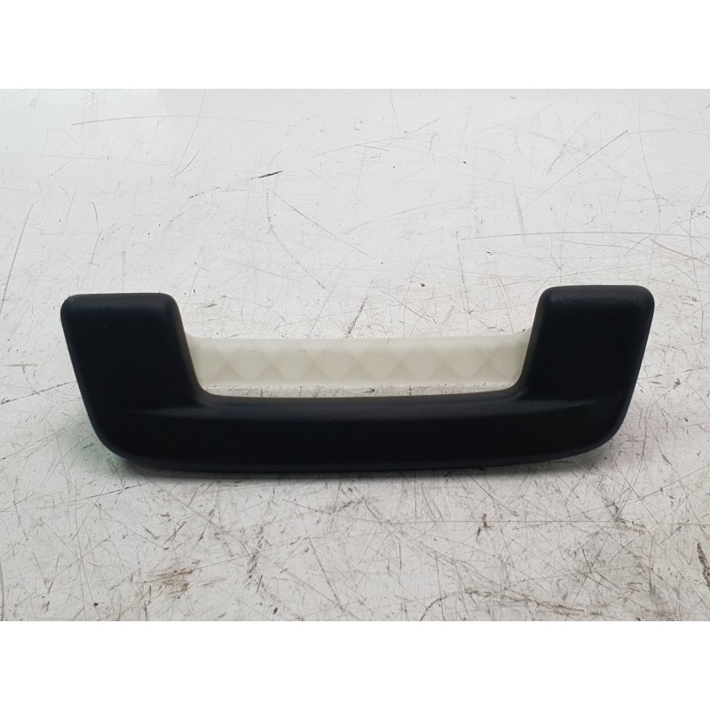 Recambio de maneta interior delantera derecha para volkswagen golf viii (cd1, da1) 2.0 tdi referencia OEM IAM 5H0867660B  
