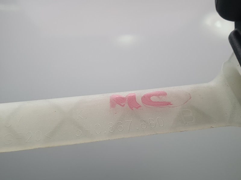 Recambio de maneta interior delantera derecha para volkswagen golf viii (cd1, da1) 2.0 tdi referencia OEM IAM 5H0867660B  