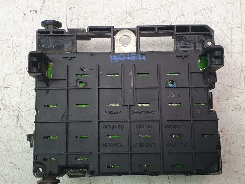Recambio de caja reles / fusibles para peugeot 206 hatchback (2a/c) 1.4 i referencia OEM IAM 9650664180  