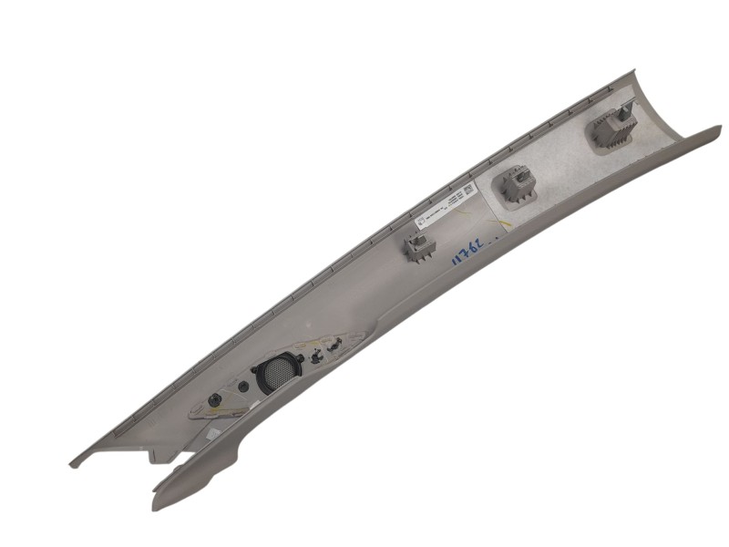 Recambio de moldura para volkswagen golf viii lim. (cd1) life referencia OEM IAM 5H0867233KRM5  