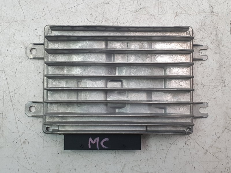 Recambio de amplificador de sonido para audi a1 sportback (gba) 30 tfsi referencia OEM IAM 8Y0035465A  