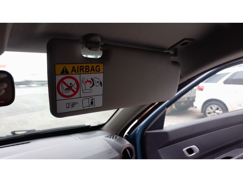 Recambio de parasol derecho para dacia spring referencia OEM IAM   
