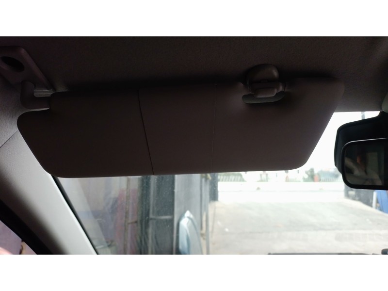 Recambio de parasol izquierdo para dacia spring referencia OEM IAM   