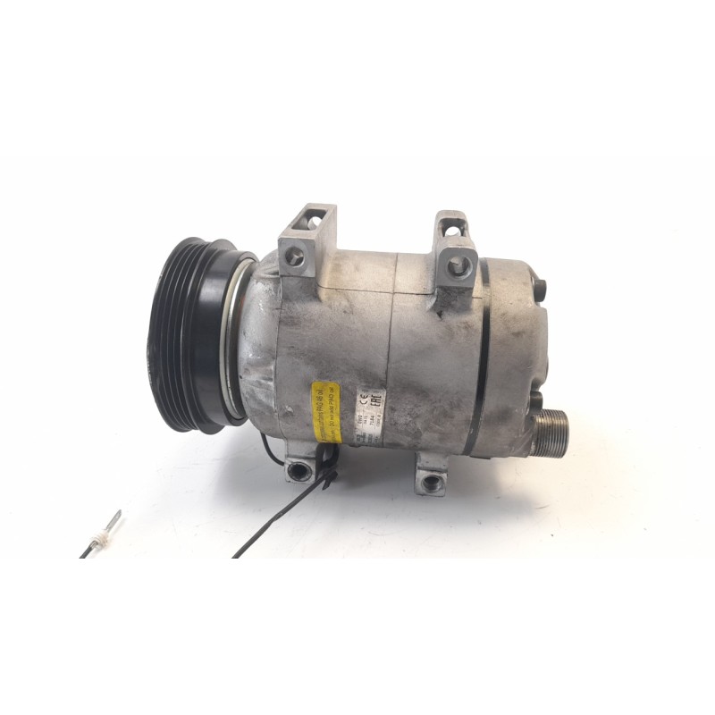 Recambio de compresor aire acondicionado para volkswagen passat berlina (3b2) 1.9 tdi referencia OEM IAM 8D0260805  32030
