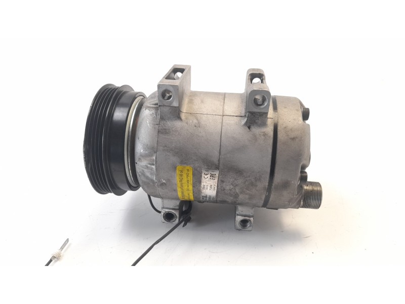 Recambio de compresor aire acondicionado para volkswagen passat berlina (3b2) 1.9 tdi referencia OEM IAM 8D0260805  32030