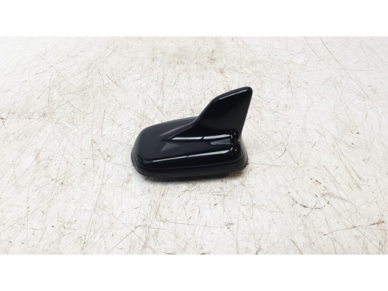 Recambio de antena para audi a1 sportback (gba) 30 tfsi referencia OEM IAM 4M0035503R  