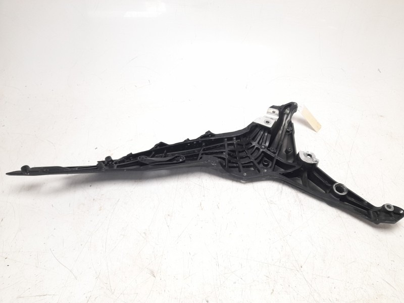 Recambio de subchasis trasero para ducati multistrada v2 referencia OEM IAM 47110812AB  