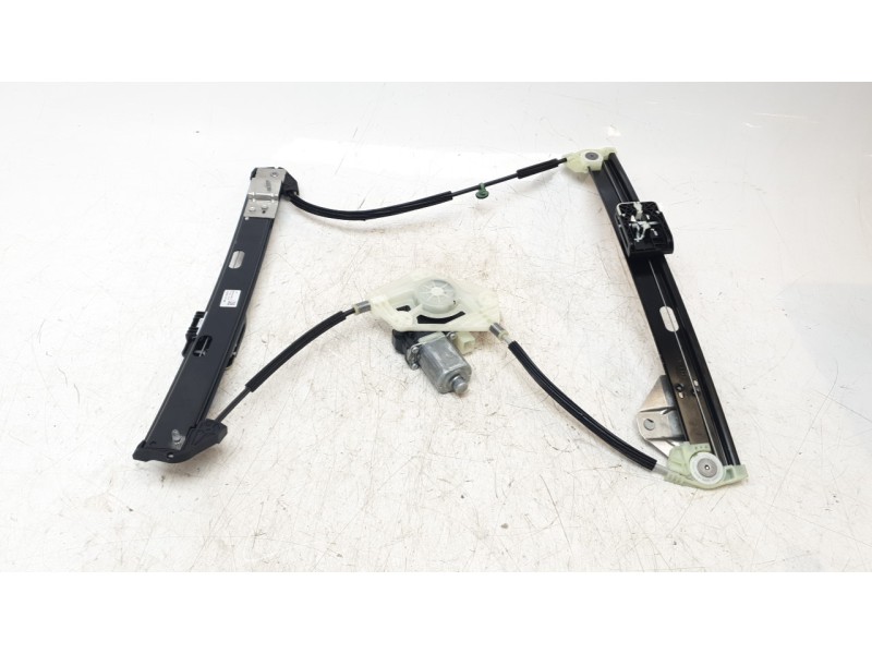 Recambio de elevalunas delantero derecho para audi a1 sportback (gba) 30 tfsi referencia OEM IAM 82G837462A  