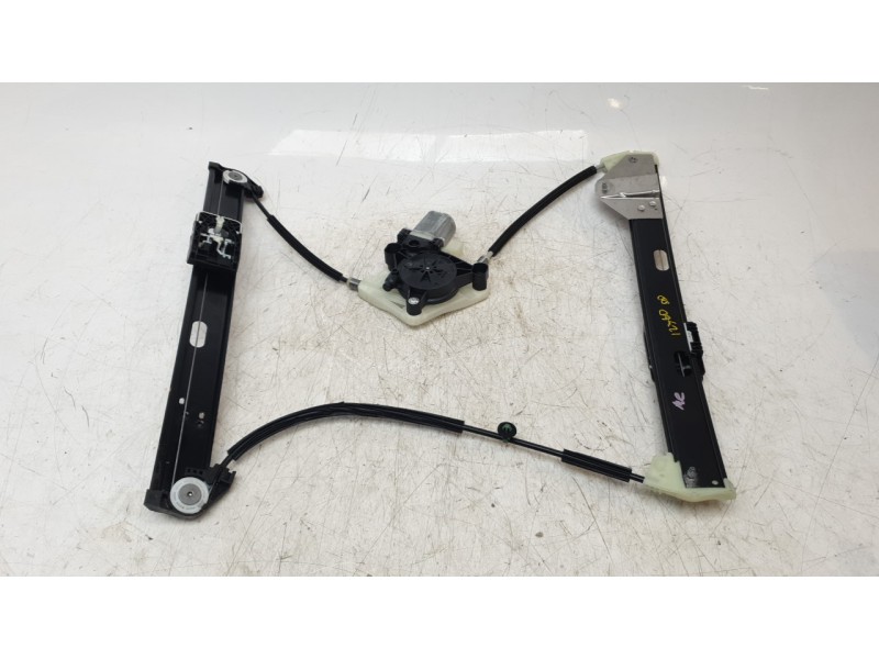 Recambio de elevalunas delantero derecho para audi a1 sportback (gba) 30 tfsi referencia OEM IAM 82G837462A  