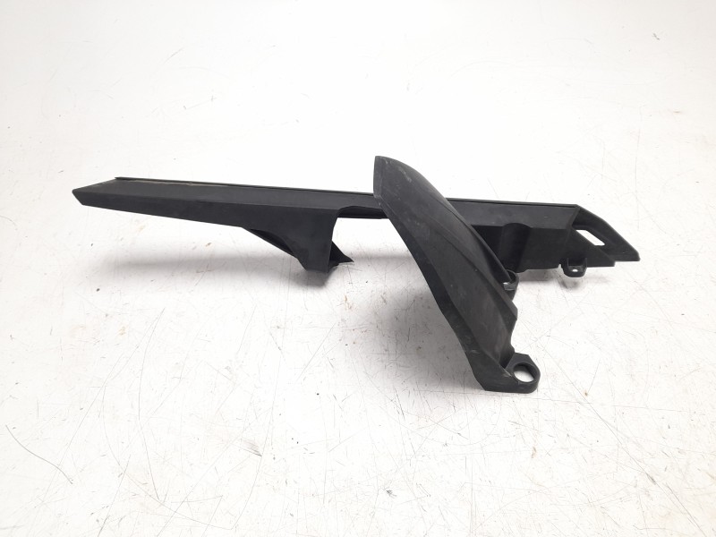 Recambio de guardabarros trasero para ktm 125 duke 125 duke referencia OEM IAM 93004060100  