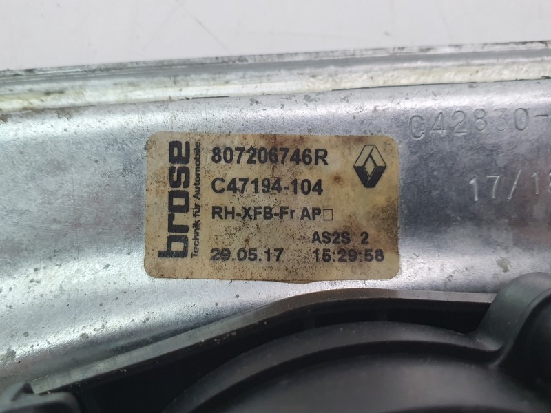 Recambio de elevalunas delantero derecho para renault megane iv hatchback (b9a/m/n_) 1.5 dci 110 (b9a3) referencia OEM IAM 80720