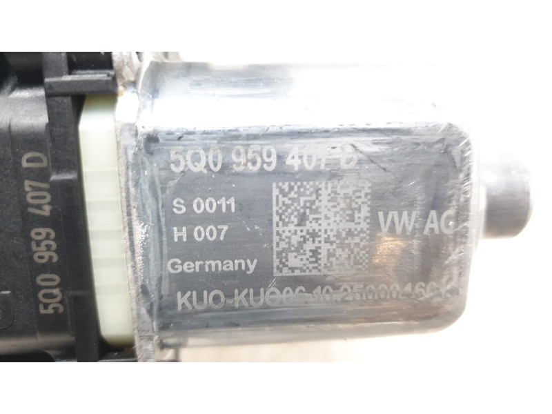 Recambio de elevalunas trasero izquierdo para audi a1 sportback (gba) 30 tfsi referencia OEM IAM 82G839461A  