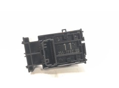 Recambio de mando elevalunas trasero izquierdo para toyota corolla (e21) referencia OEM IAM 8481002250   2