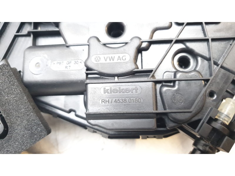 Recambio de cerradura puerta trasera derecha para audi a1 sportback (gba) 30 tfsi referencia OEM IAM 5TA839016P  