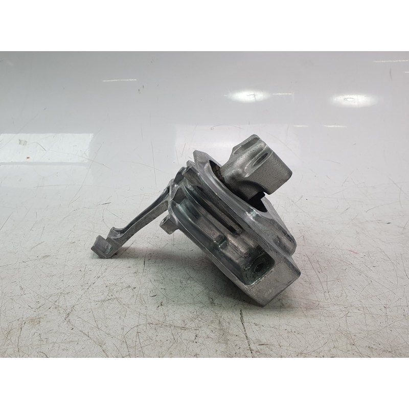Recambio de soporte motor derecho para audi a1 sportback (gba) 30 tfsi referencia OEM IAM 2Q0199262BR  