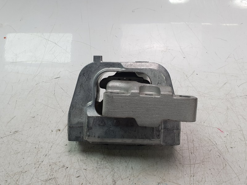 Recambio de soporte motor derecho para audi a1 sportback (gba) 30 tfsi referencia OEM IAM 2Q0199262BR  