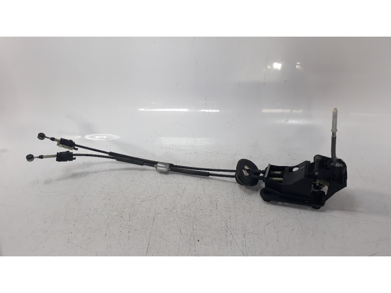 Recambio de palanca cambio para peugeot 208 1.2 12v vti referencia OEM IAM 9676190280  