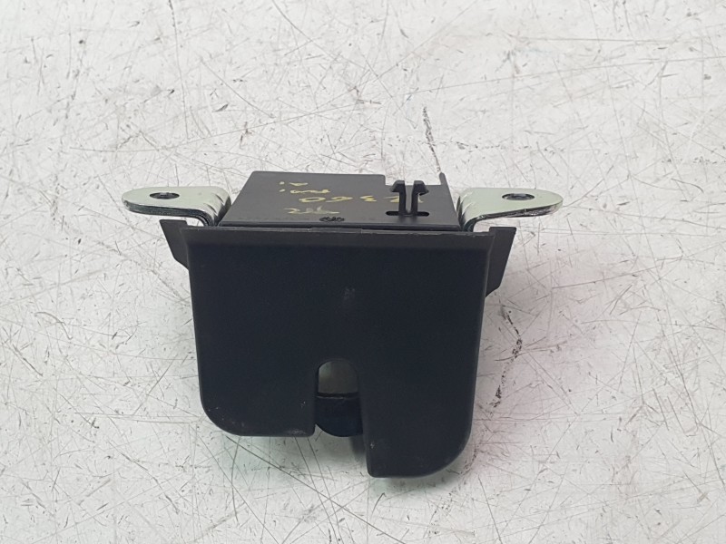 Recambio de cerradura maletero / porton para audi a1 sportback (gba) 30 tfsi referencia OEM IAM 2G6827505B  