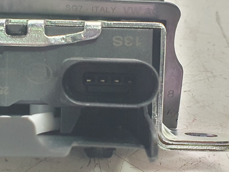 Recambio de cerradura maletero / porton para audi a1 sportback (gba) 30 tfsi referencia OEM IAM 2G6827505B  