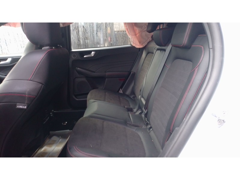 ford kuga iii (dfk) del año 2023