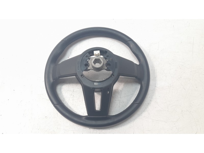 Recambio de volante para mazda 3 berlina (bp) evolution referencia OEM IAM BCKA32982  