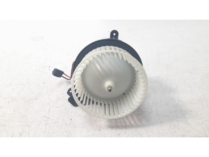 Recambio de ventilador calefaccion para seat ibiza v (kj1, kjg) 1.0 tsi referencia OEM IAM 2Q1820021B  
