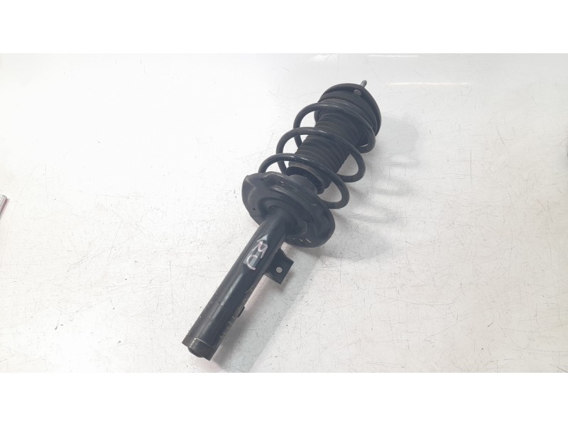 Recambio de amortiguador delantero izquierdo para mazda 3 berlina (bp) evolution referencia OEM IAM BDNH3490XB  