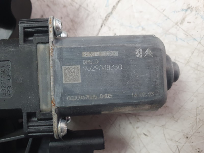 Recambio de elevalunas delantero derecho para peugeot 308 sw iii (fc_, fj_, fr_, f4_, fn_) puretech 130 (frhnsl, frhnst) referen