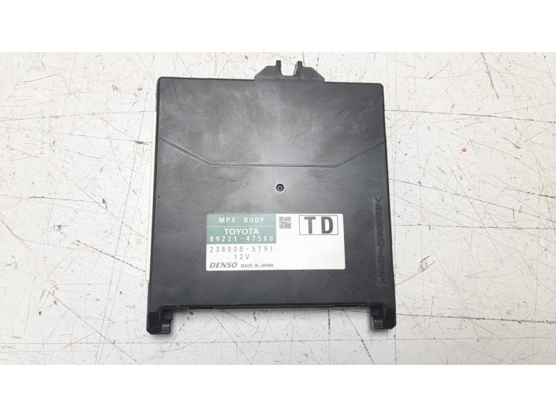 Recambio de modulo electronico para toyota prius+ advance referencia OEM IAM 8922147500  